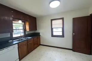 810 14th Ave SE, Austin, MN 55912 - Photo 6