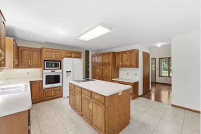 2320 40th Street N, Sartell, MN 56377 - Photo 4