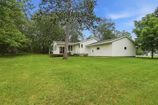 319 1st St NW, Menahga, MN 56464 - Photo 2