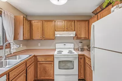 5473 E Brenner Pass, Fridley, MN 55432 - Photo 10