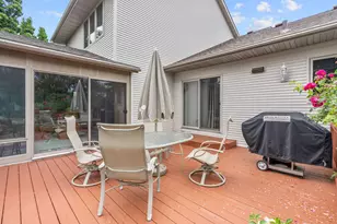 3901 Foxglove Ct N, Brooklyn Park, MN 55443 - Photo 12