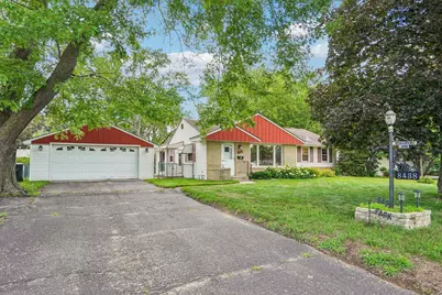 8438 Park Avenue S, Bloomington, MN 55420 - Photo 2