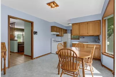 6927 Dupont Avenue N, Brooklyn Center, MN 55430 - Photo 8