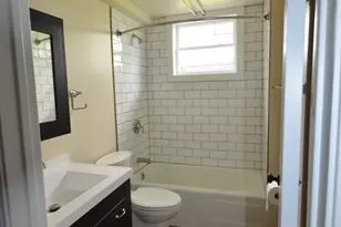 910 7th St N, Fargo, ND 58102 - Photo 34