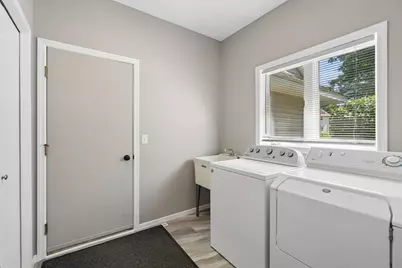 1860 Spinaker Drive, Woodbury, MN 55125 - Photo 30