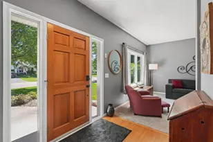 1860 Spinaker Dr, Woodbury, MN 55125 - Photo 12