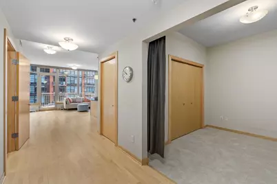 215 10th Avenue S #533, Minneapolis, MN 55415 - Photo 4