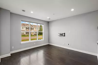11891 84th Avenue N, Maple Grove, MN 55369 - Photo 10