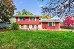 1430 Summit Ave, Saint Paul Park, MN 55071 - Photo 1