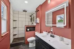 1069 Minnehaha Ave W, Saint Paul, MN 55104 - Photo 18