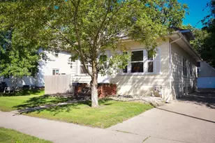 1310 5th Ave, Worthington, MN 56187 - Photo 2