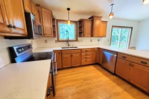5786 Mid-Valley Ln NW, Bemidji, MN 56601 - Photo 4