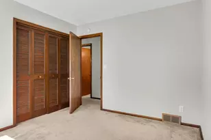 112 Mayo Dr, Burnsville, MN 55337 - Photo 22