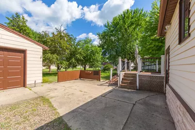 112 4th Street S, Gaylord, MN 55334 - Photo 4