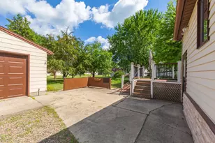 112 4th St S, Gaylord, MN 55334 - Photo 4