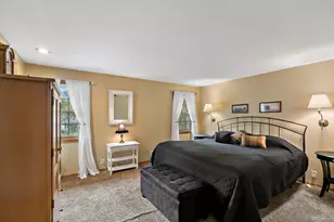 1020 W 107th St, Bloomington, MN 55431 - Photo 18