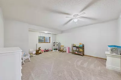 3235 Park Overlook Drive, Shoreview, MN 55126 - Photo 12