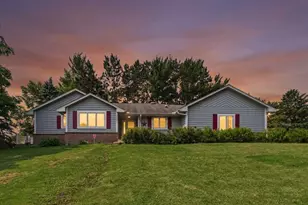 3235 Park Overlook Dr, Shoreview, MN 55126 - Photo 1