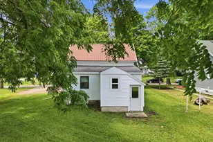 104 N Secor St, Bricelyn, MN 56014 - Photo 20