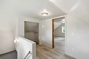 104 N Secor St, Bricelyn, MN 56014 - Photo 12