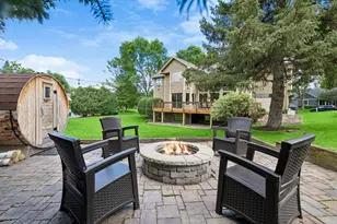 800 Fox Ct, Chanhassen, MN 55317 - Photo 60