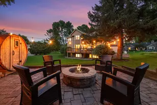 800 Fox Ct, Chanhassen, MN 55317 - Photo 2