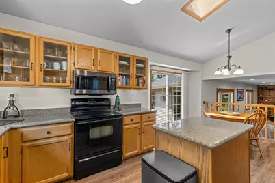 4629 Weston Hills Drive, Eagan, MN 55123 - Photo 6