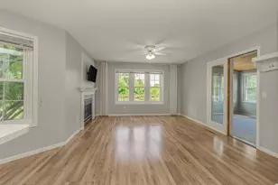5501 Golfview Ave N, Oakdale, MN 55128 - Photo 10