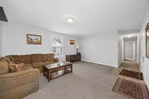 950 Cessna Dr, New Brighton, MN 55112 - Photo 2