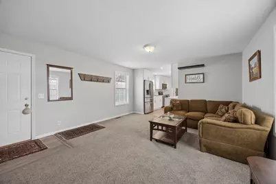 950 Cessna Drive, New Brighton, MN 55112 - Photo 4
