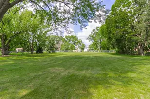 1957 Payne Ave, Maplewood, MN 55117 - Photo 2