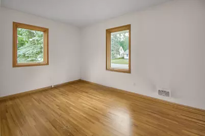1957 Payne Avenue, Maplewood, MN 55117 - Photo 18