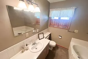 1010 S Shore Dr, Worthington, MN 56187 - Photo 24