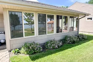 1010 S Shore Dr, Worthington, MN 56187 - Photo 8