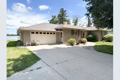 1010 S Shore Drive, Worthington, MN 56187 - Photo 1