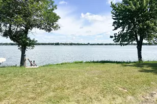 1010 S Shore Dr, Worthington, MN 56187 - Photo 12