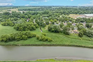 1193 River Rd, Windom, MN 56101 - Photo 14