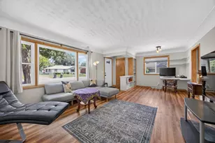 1525 11th Ave NE, Rochester, MN 55906 - Photo 6