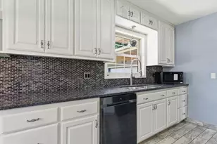 1640 1st Ave NE, Rochester, MN 55906 - Photo 8