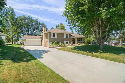 11308 France Avenue S, Bloomington, MN 55431 - Photo 1