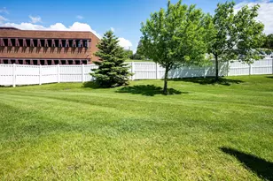341 Jolly Ln NE, Columbia Heights, MN 55421 - Photo 12
