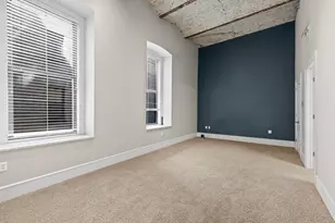 300 Wall St, Saint Paul, MN 55101 - Photo 14