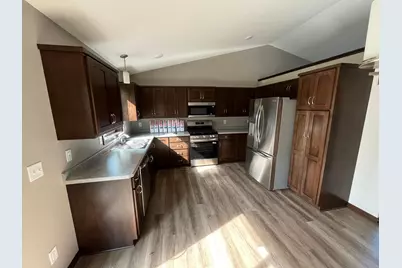 23071 Turquoise Street, Saint Augusta, MN 56301 - Photo 2
