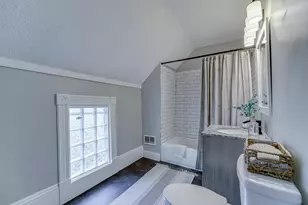 2954 Queen Ave N, Minneapolis, MN 55411 - Photo 28