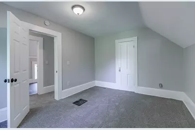 2954 Queen Avenue N, Minneapolis, MN 55411 - Photo 30