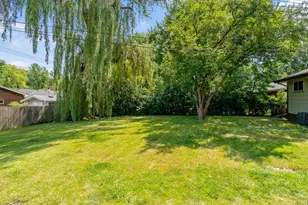 4724 Oregon Ave N, New Hope, MN 55428 - Photo 38