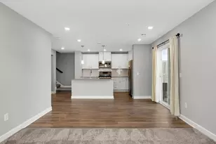 4790 Equine Trl, Woodbury, MN 55129 - Photo 12