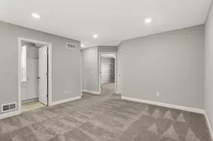 4790 Equine Trl, Woodbury, MN 55129 - Photo 26