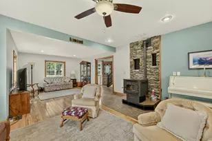 605 University Ave, Spring Valley, MN 55975 - Photo 6