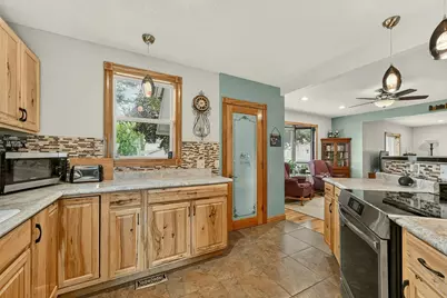 605 University Avenue, Spring Valley, MN 55975 - Photo 8
